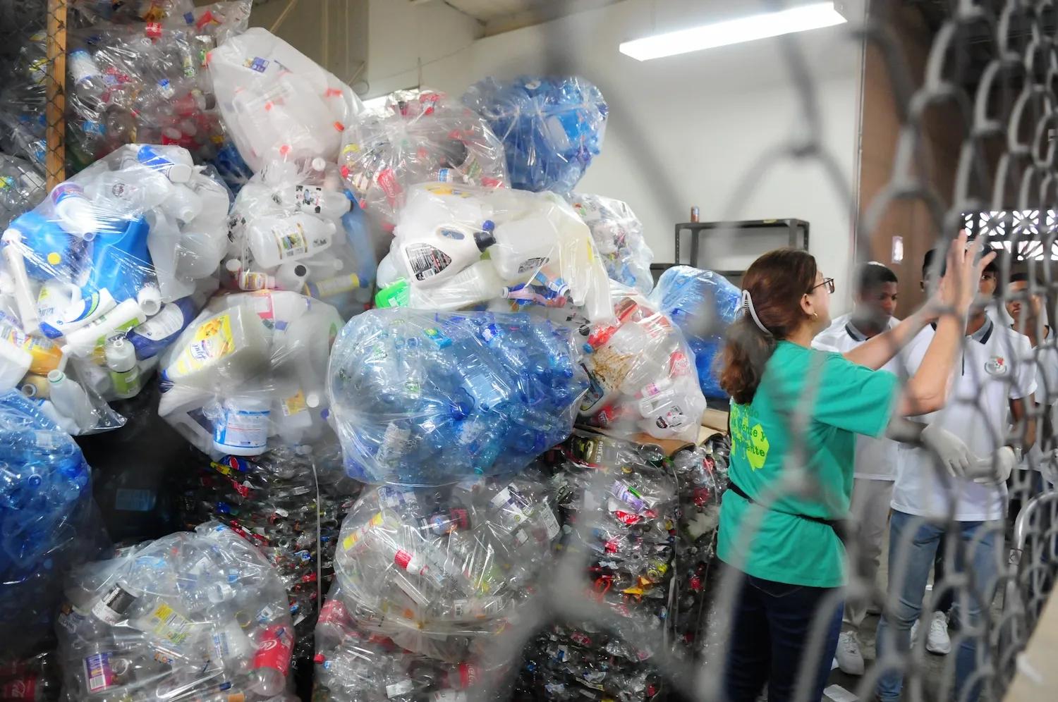 Material para el reciclaje en el Centro de reciclaje de Ciudad de Saber