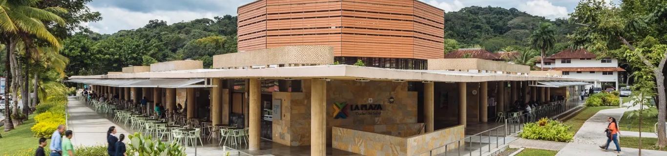 Edificio de La Plaza de Ciudad del Saber