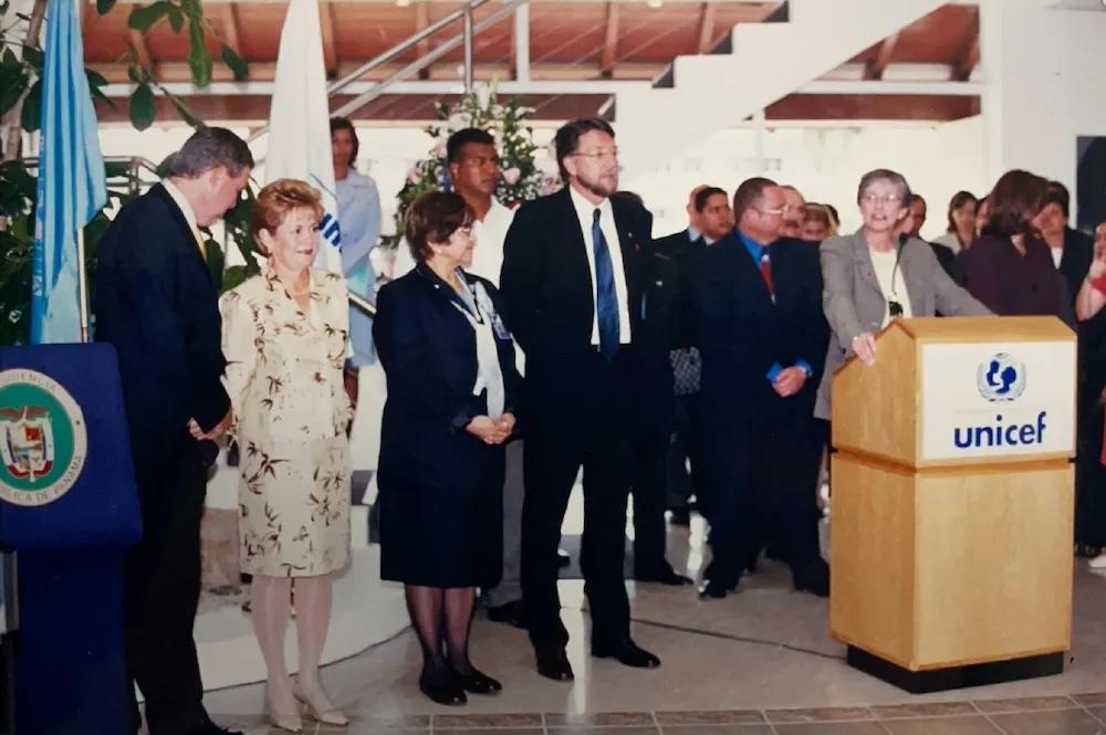 Fotografía de archivo de rueda de prensa con Unicef y Ciudad del Saber